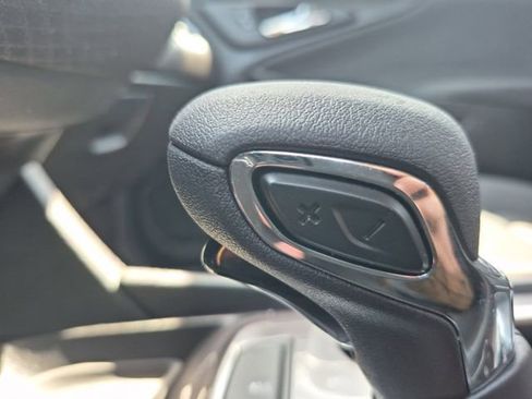 Used 2022 Chevrolet Malibu LS image 24