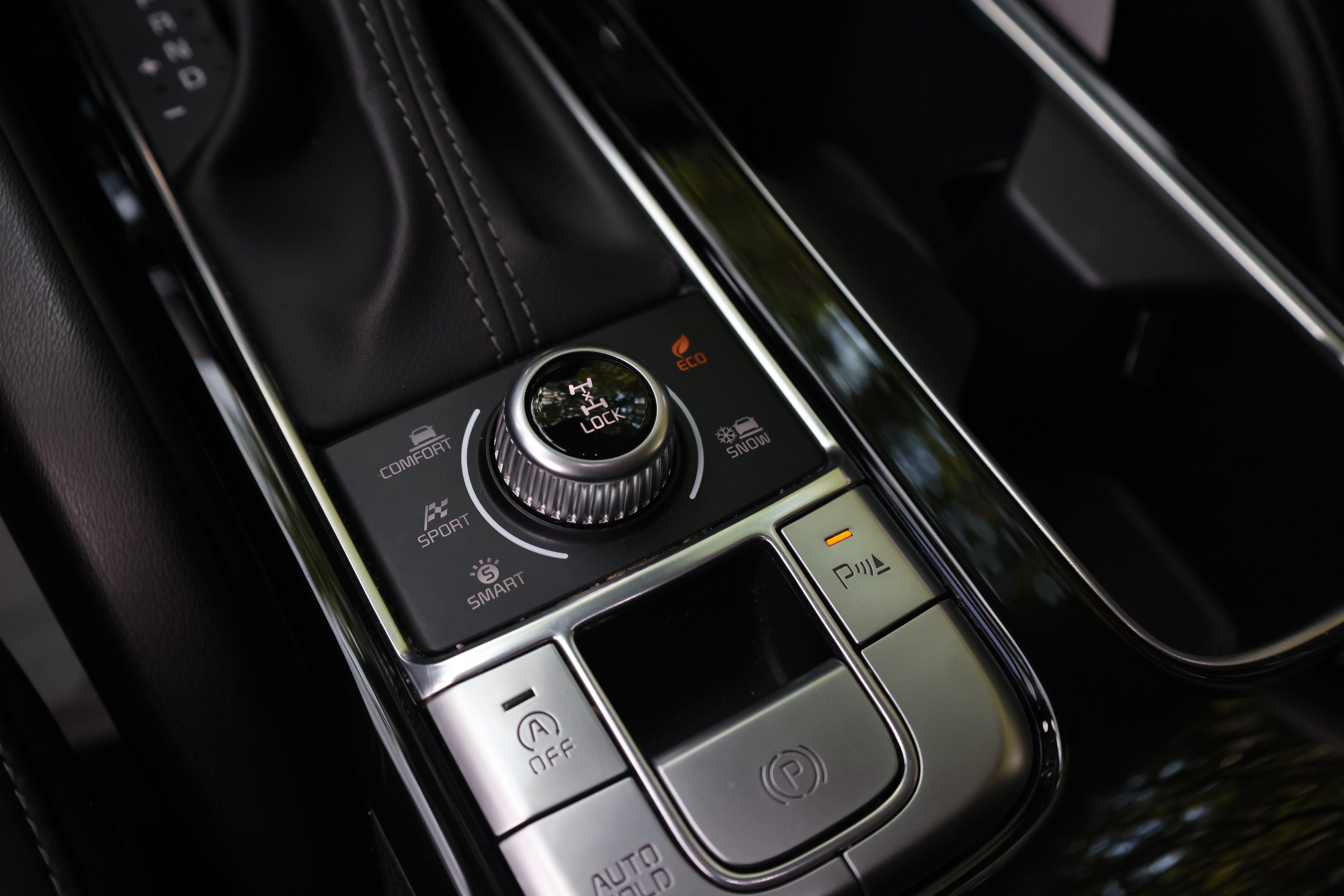 Used 2024 Kia Telluride S w/ S Sunroof Package AWD/4WD image 9