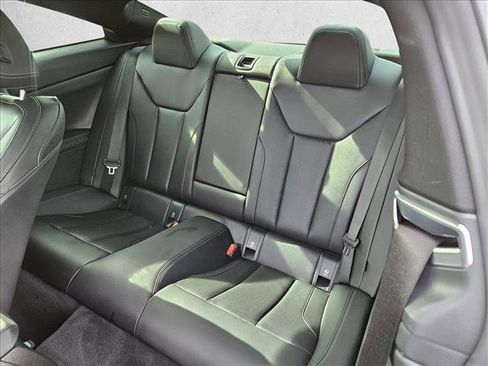 Certified 2025 BMW 430i Coupe w/ M Sport Package image 18