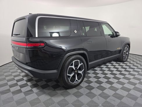 Used 2024 Rivian R1S Adventure AWD/4WD image 5