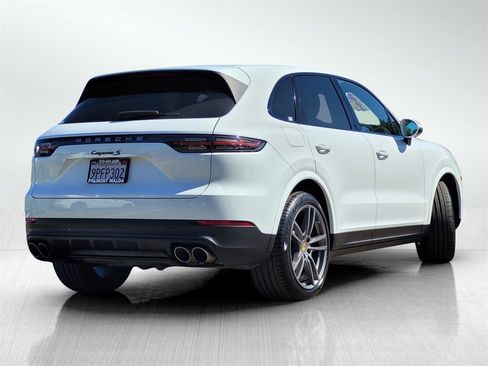 Used 2022 Porsche Cayenne S image 4