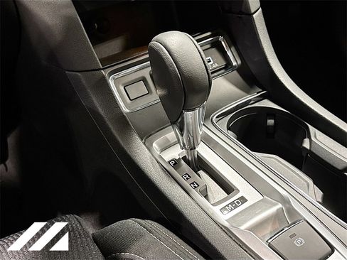 Certified 2024 Subaru Ascent Premium w/ Convenience Package image 18