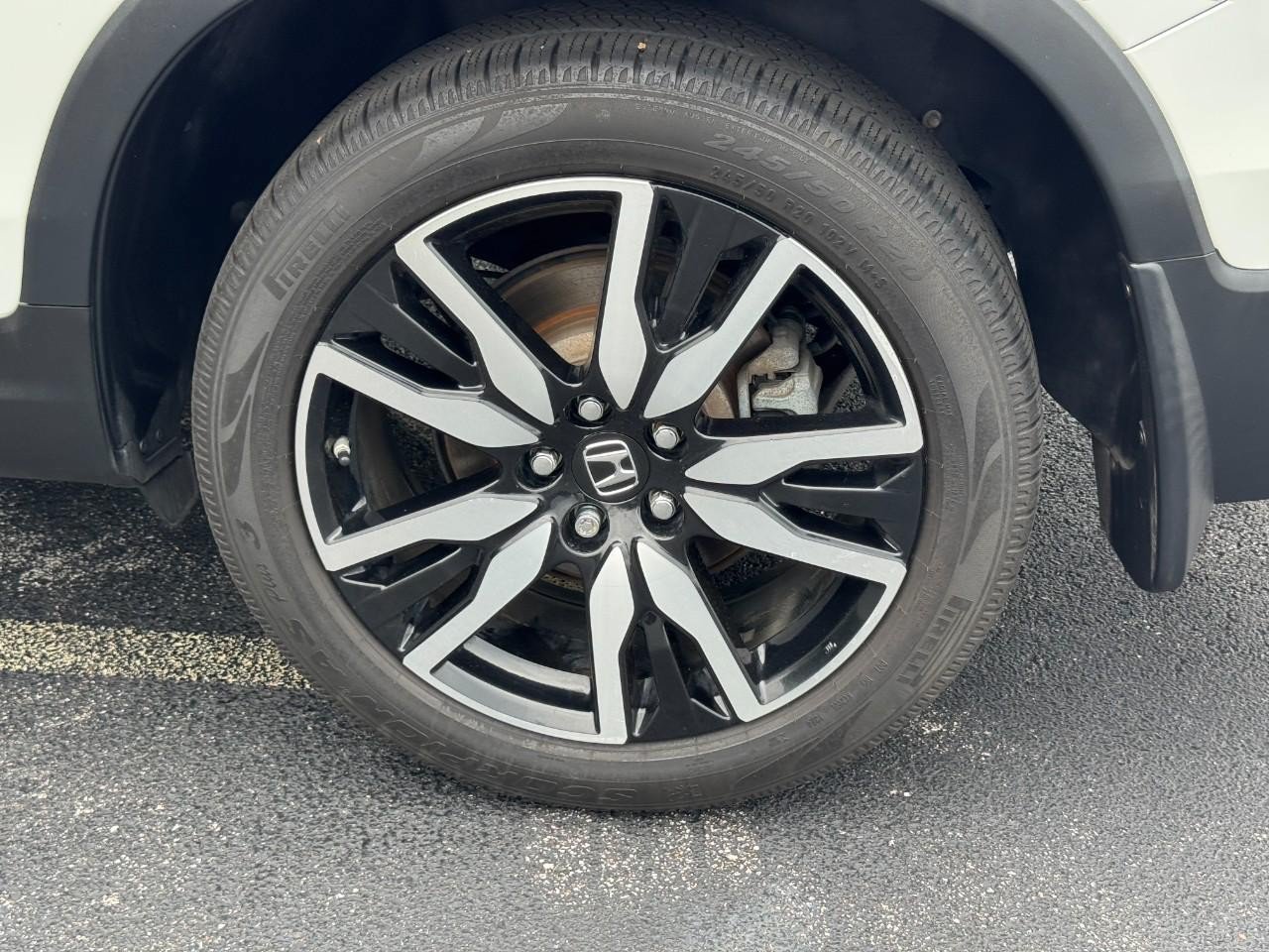 Used 2020 Honda Pilot Touring image 9