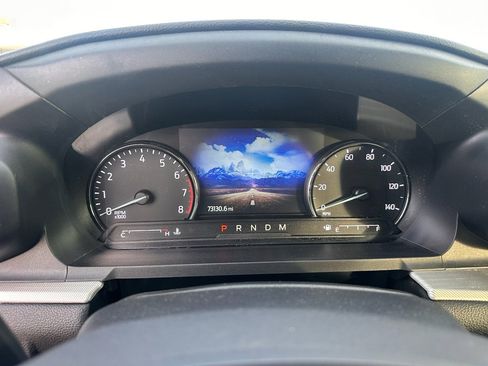 Used 2020 Ford Explorer XLT image 14