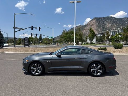 Used 2017 Ford Mustang GT Premium RWD image 6