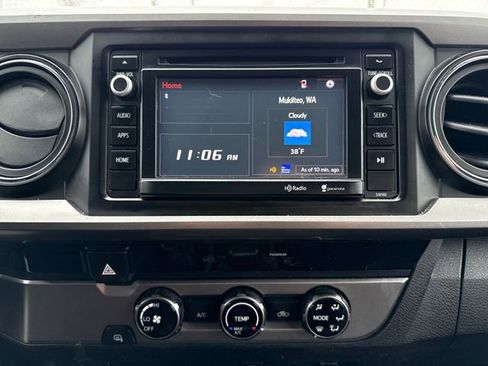 Used 2016 Toyota Tacoma SR5 image 30