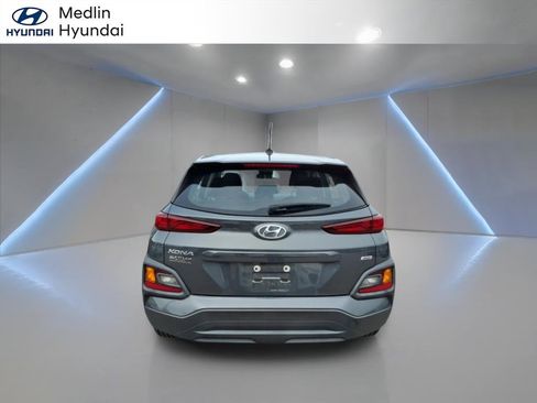 Used 2021 Hyundai Kona SE image 4