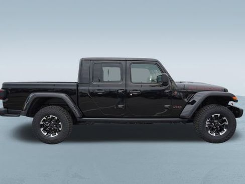 Used 2026 Jeep Gladiator Rubicon AWD/4WD image 9