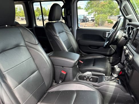 Used 2021 Jeep Wrangler Unlimited Sahara AWD/4WD image 27