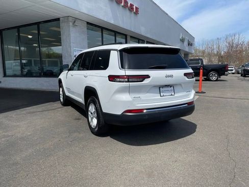 Used 2025 Jeep Grand Cherokee L Laredo AWD/4WD image 7