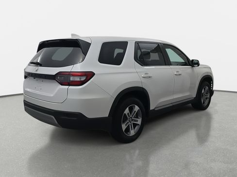 Certified 2025 Honda Pilot EX-L image 5