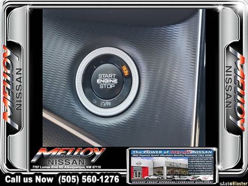 Used 2025 Jeep Grand Cherokee Laredo image 23