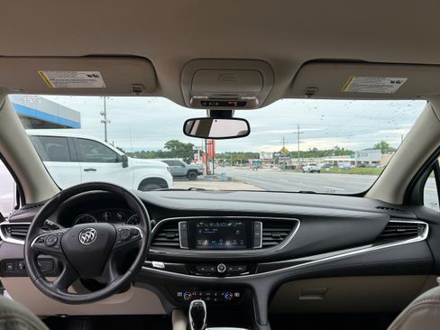 Used 2019 Buick Enclave Essence FWD image 32