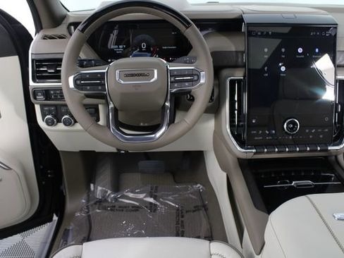 New 2026 GMC Yukon XL Denali image 13