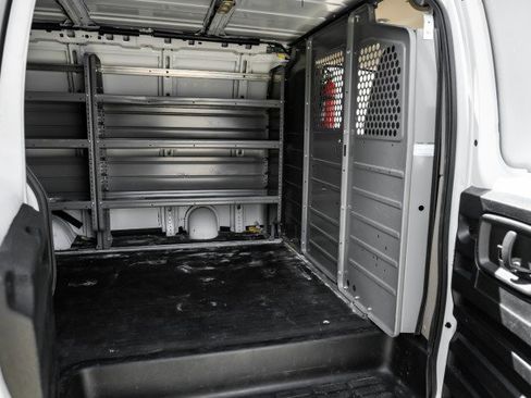 Used 2022 GMC Savana 2500 w/ Driver Convenience Package RWD image 33