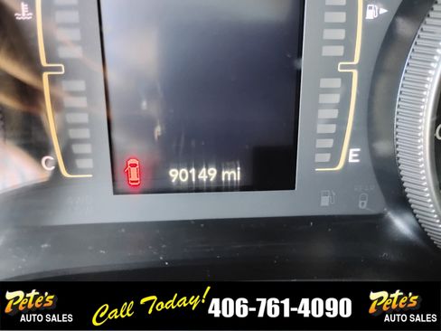 Used 2019 Jeep Cherokee Latitude w/ Popular Appearance Group AWD/4WD image 26
