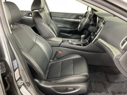 Used 2023 Nissan Maxima SV w/ Floor Mat Group image 17