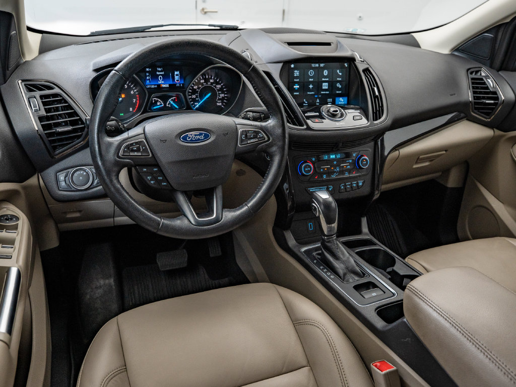 Used 2018 Ford Escape Titanium FWD image 4