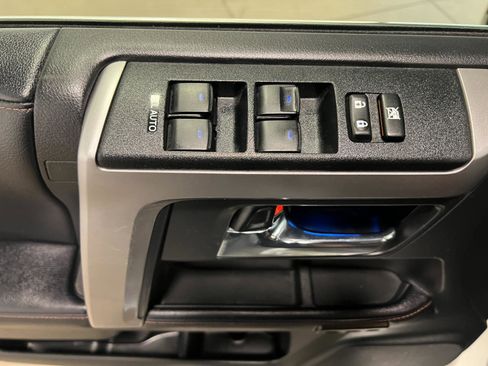 Used 2023 Toyota 4Runner Limited image 25