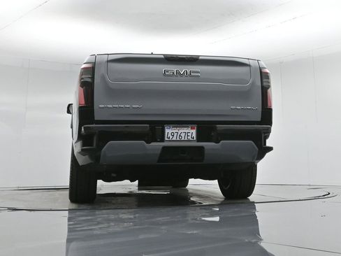 Used 2025 GMC Sierra EV Denali image 48