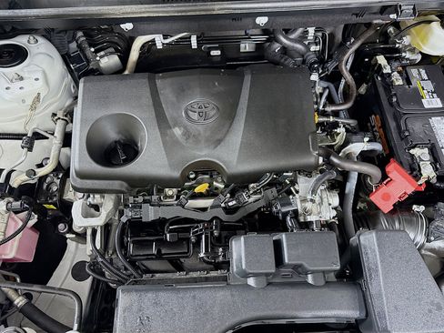 Used 2024 Toyota RAV4 LE FWD image 38