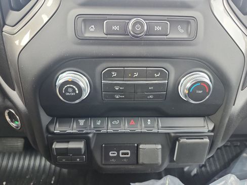 New 2026 GMC Sierra 2500 Pro AWD/4WD image 18