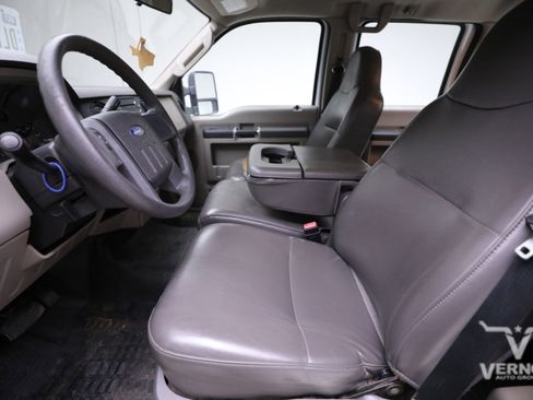 Used 2009 Ford F350 XL image 4