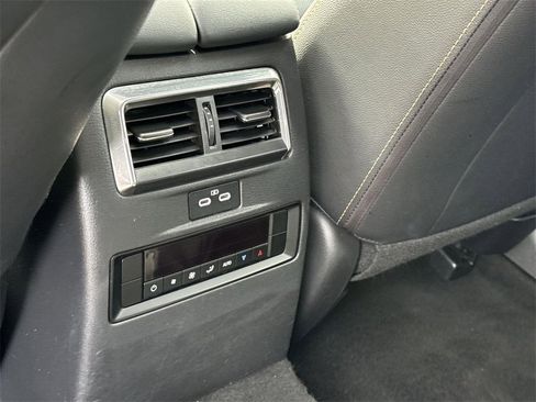 Used 2024 MAZDA CX-90 3.3 Turbo w/ Preferred Plus image 20