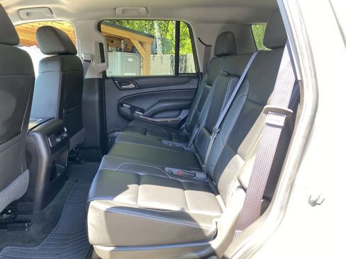 Used 2017 Chevrolet Tahoe LT w/ Luxury Package AWD/4WD image 16