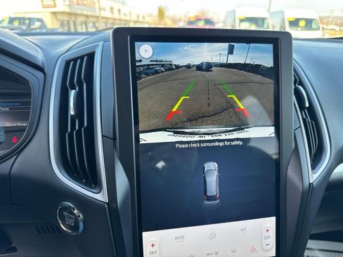 Used 2024 Ford Edge SEL AWD/4WD image 24