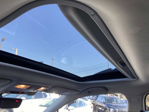 Used 2019 Subaru Outback 2.5i Limited AWD/4WD image 10