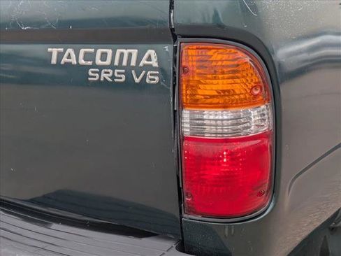 Used 2002 Toyota Tacoma 4x4 Xtracab V6 image 10