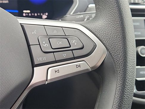 Certified 2022 Volkswagen Tiguan S image 22