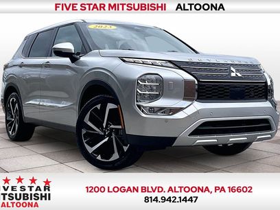Used 2023 Mitsubishi Outlander SE
