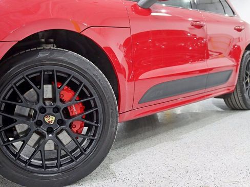 Used 2018 Porsche Macan GTS image 4