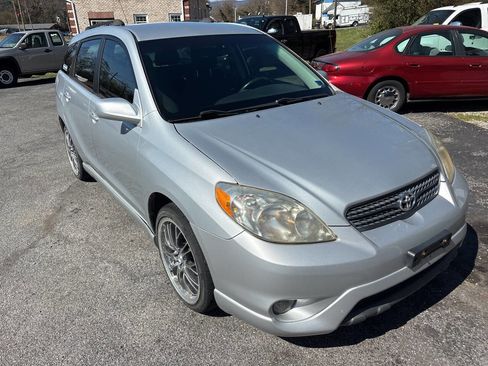 Used 2007 Toyota Matrix XR FWD image 4