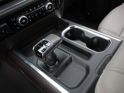 Used 2024 GMC Sierra 1500 SLT image 20