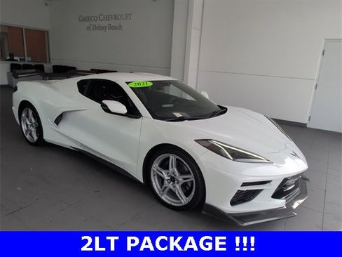 Used 2021 Chevrolet Corvette Stingray Preferred Cpe w/ Z51 Performance Package image 2