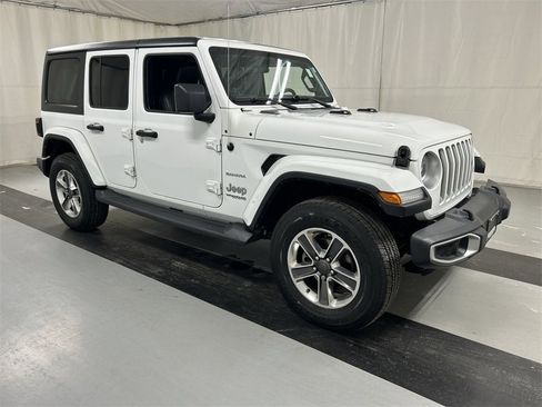 Used 2018 Jeep Wrangler Unlimited Sahara w/ Dual Top Group image 2
