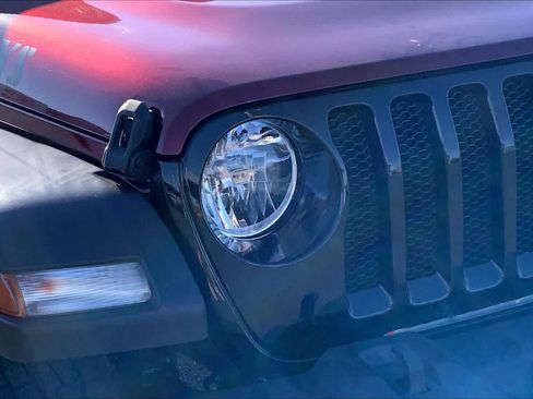 Used 2021 Jeep Wrangler Unlimited Sport AWD/4WD image 28