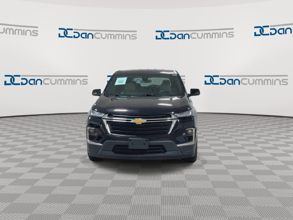 Used 2022 Chevrolet Traverse LS FWD image 3