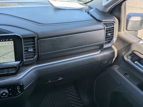 Used 2025 Chevrolet Silverado 3500 LT w/ Safety Package image 18