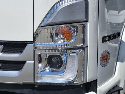 New 2026 Isuzu FTR RWD image 8