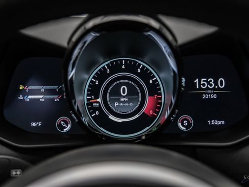 Used 2022 Aston Martin V8 Vantage Coupe RWD image 79