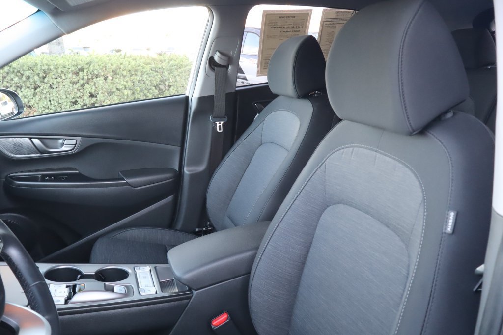 Used 2020 Hyundai Kona SEL FWD image 18