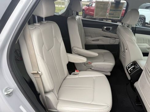 Used 2022 Kia Sorento SX image 35