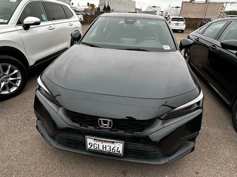 Used 2023 Honda Civic Sport image 2