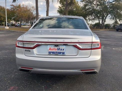 Used 2019 Lincoln Continental Premiere image 5