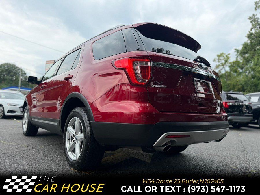 Used 2016 Ford Explorer XLT w/ Equipment Group 202A AWD/4WD image 5