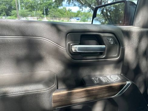 Used 2021 Chevrolet Silverado 1500 RST AWD/4WD image 15